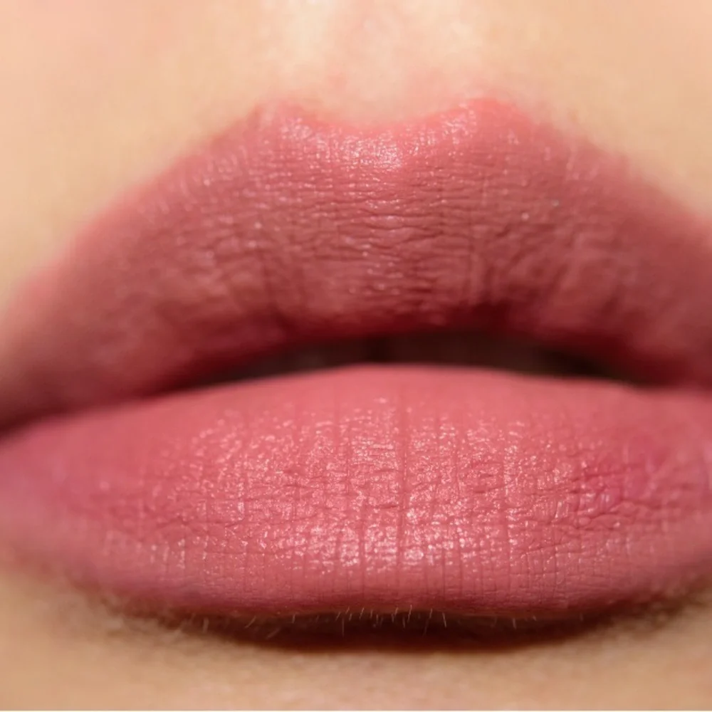RARE BEAUTY LIP SOUFFLE MATTE CREAM LIPSTICK - COURAGE COLOR